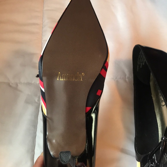 Shoes - Picture 4 of 5